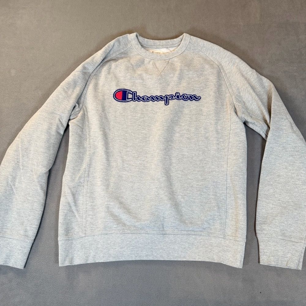 Champion Men’s Crewneck Sweatshirt- Gray - Raised Script- Athletic/ Preppy-Large